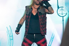 2022-08-19-Motley-Crue-2042