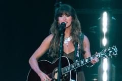 ella.langley-damian-08586