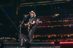 Brad-Paisley-04